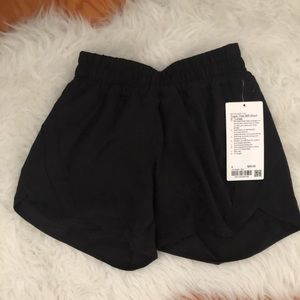 Lululemon Track That Mid-Rise Lined Short 5"